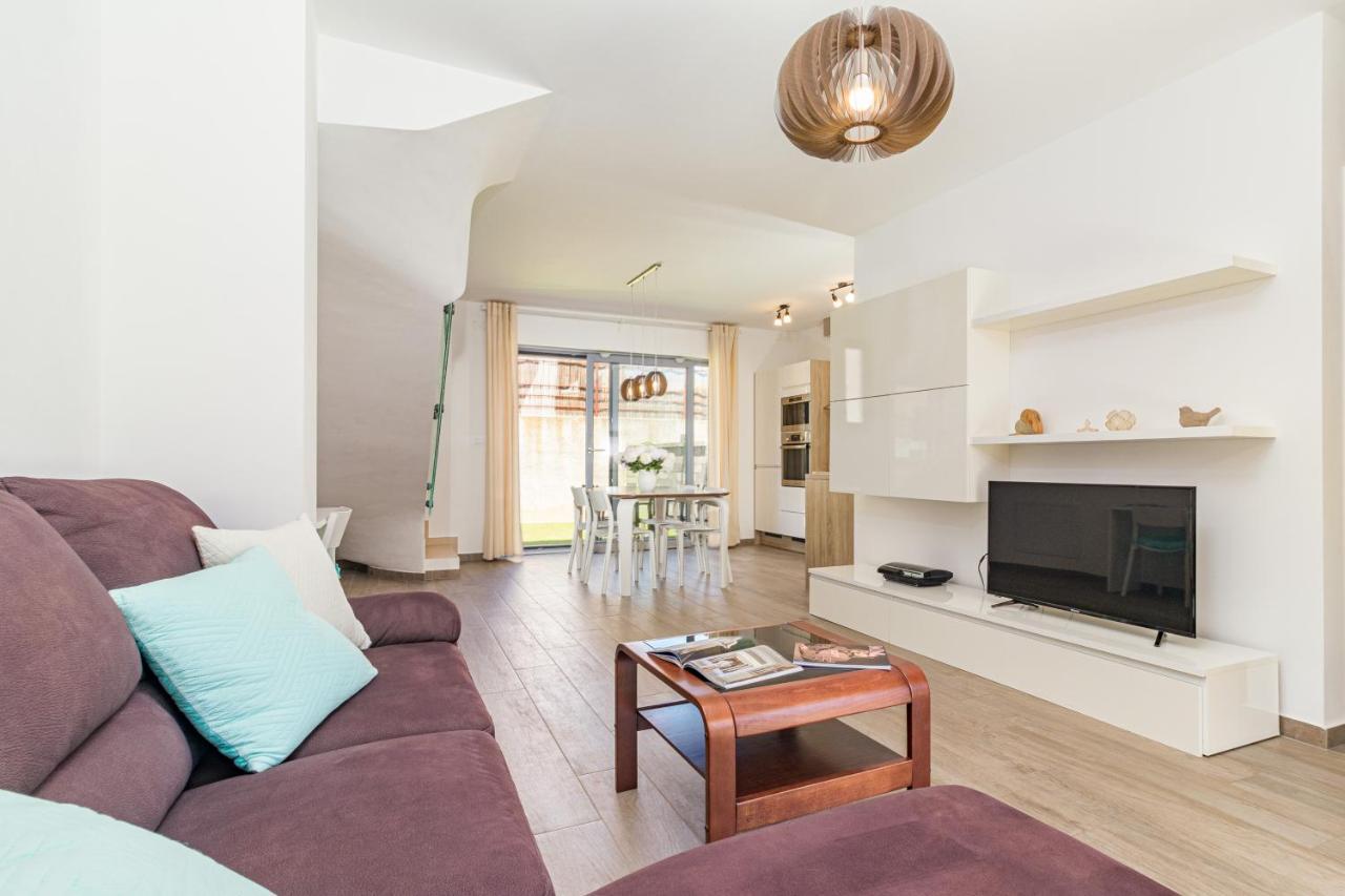 Apartments Anna Ližnjan Extérieur photo