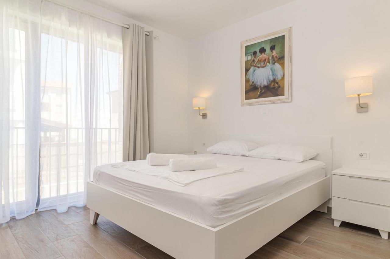 Apartments Anna Ližnjan Extérieur photo