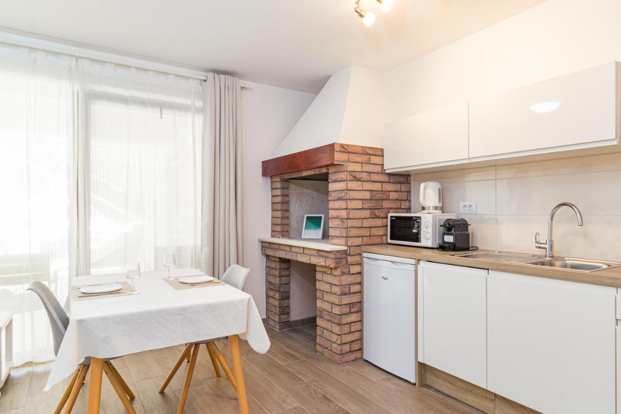 Apartments Anna Ližnjan Extérieur photo